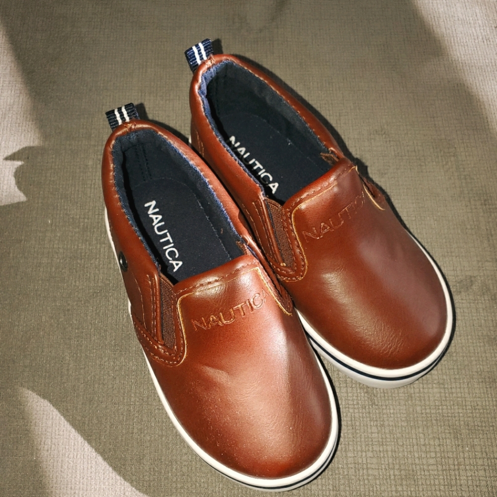 Toddler casual shoes